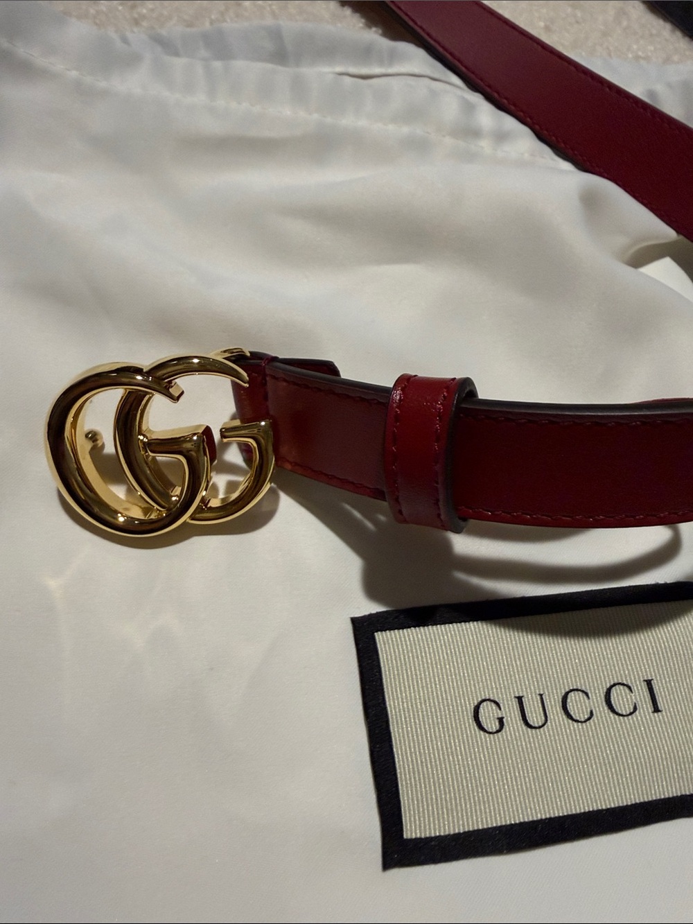 Gucci Maroon Leather Double G Logo Belt with Gold Buckle - Picture 3 of 3